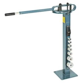 Dobladora compacta con mango telescópico de 44 pulg.